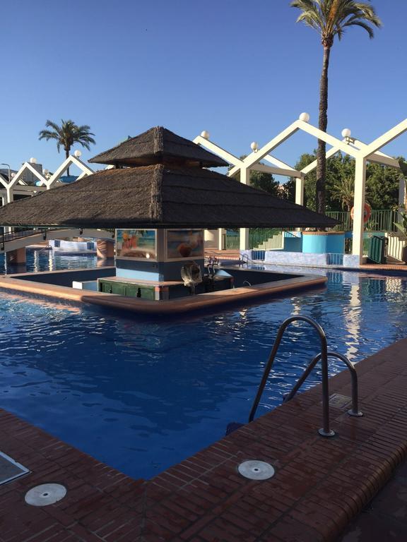 Benal Beach Apartments Бенальмадена Экстерьер фото